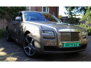 Rolls Royce Ghost 6.6 V12 Head-up/21Inch / Like New!  - Osobní auto