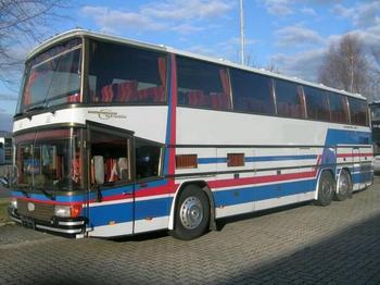 Neoplan Spaceliner N117 - Turistický autobus
