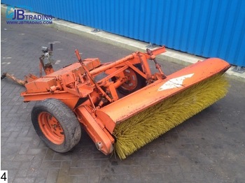 Zametací vůz Lebon Overig Tractor sweeper: obrázek 1