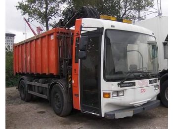 GINAF
  - Vůz na odvoz odpadků
