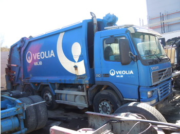 VOLVO FL7 - Vůz na odvoz odpadků