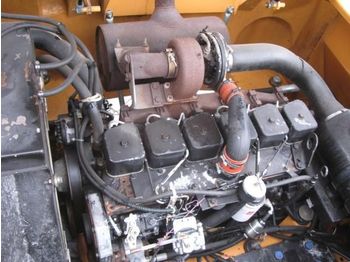 Case 6T-590  - Motor a díly