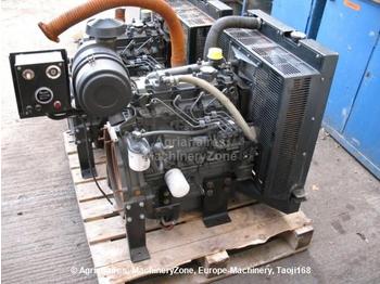  Perkins 104-22KR - Motor a díly