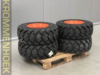 Bobcat Solid tyres 12-16.5 | New - Pneumatiky
