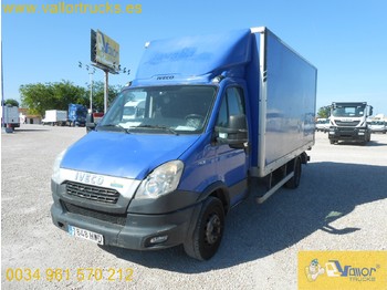 Skříňový nákladní auto pro dopravu nábytku IVECO 70C15: obrázek 1