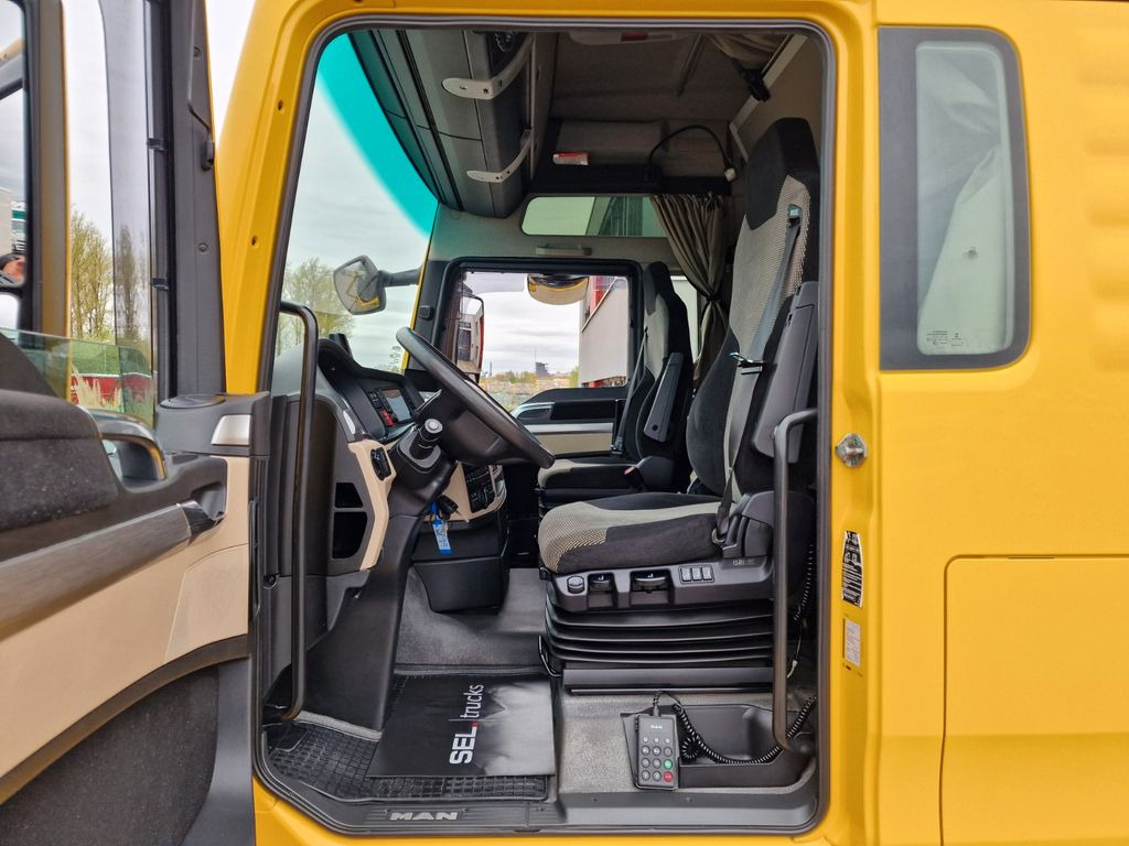 Plachtový nákladní auto, Auto s hydraulickou rukou MAN TGX 26.460 / Intarder / Kran / Kompressor / Ldbw: obrázek 20