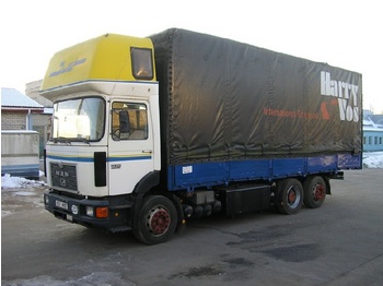 MAN 24.362 - Plachtový nákladní auto