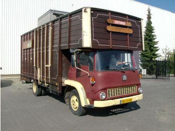 Ford Bedford - Skříňový nákladní auto
