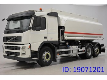 Cisternové vozidlo pro dopravu paliva Volvo FM 400 - 6x2: obrázek 1