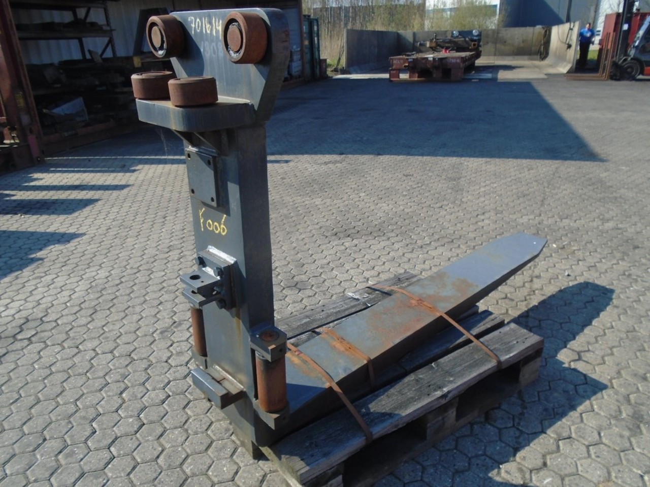 Vidle pro Vysokozdvižný vozík FORK Fitted with Rolls14000kg@1200mm // 2000x250x85mm: obrázek 2
