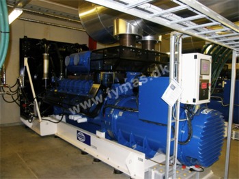 Elektrický generátor FG Wilson 1 units x 1760 kW / 2200 kVA - Low hours!: obrázek 1