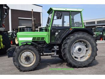 Traktor DEUTZ-FAHR D6806: obrázek 1