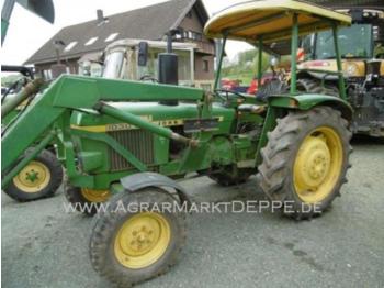 Traktor John Deere 1030 LS: obrázek 1