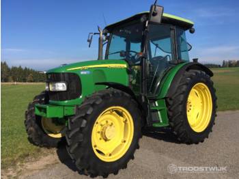 Traktor John Deere 5720 Premium: obrázek 1