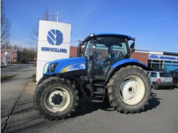 Traktor New Holland T6010 SuperSteer: obrázek 1