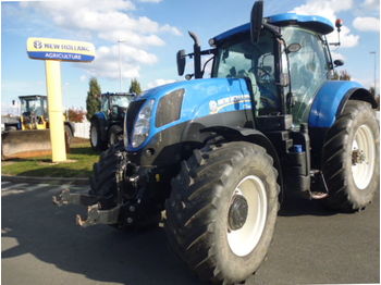 Traktor New Holland T7210: obrázek 1
