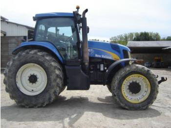Traktor New Holland TG255: obrázek 1