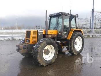 Traktor RENAULT 133.14 4WD Agricultural Tractor: obrázek 1