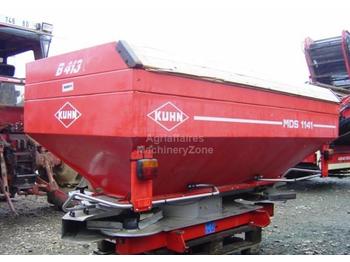 Kuhn 2200L - Stroj pro hnojení