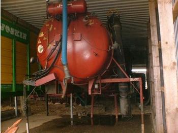 SAMSON Guellefass 18m3 - Stroj pro hnojení