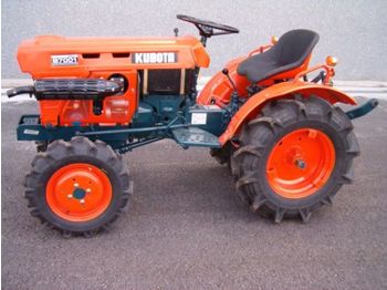 Kubota B7001 DT - 4X4 - Traktor